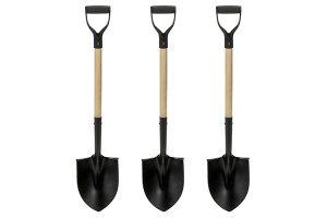 3 Shovels