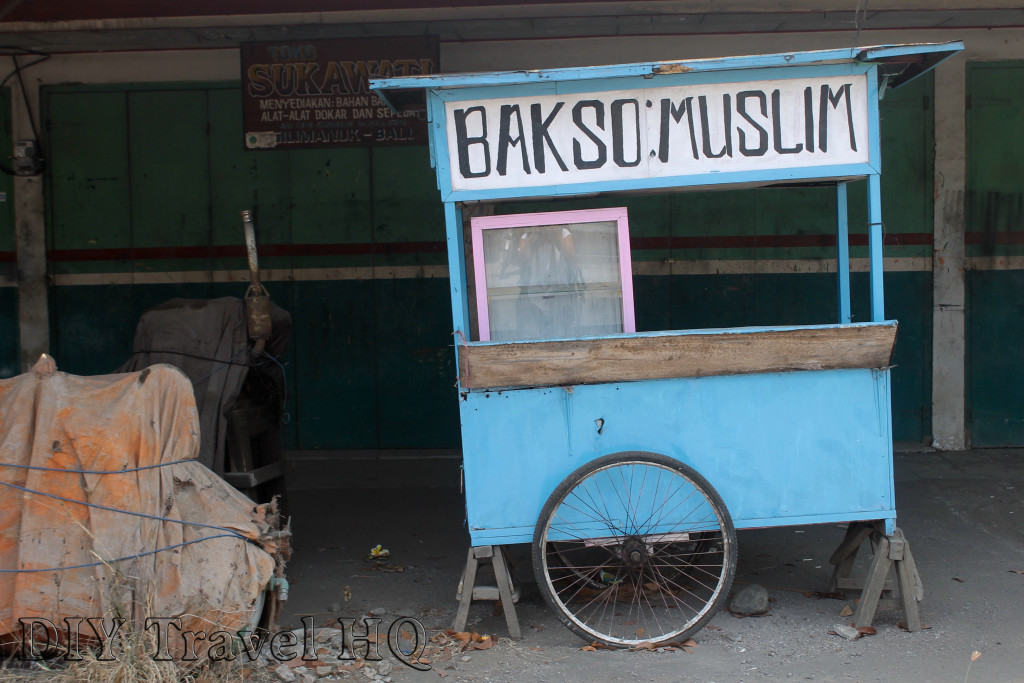 Eat Muslim Bakso in Banyuwangi
