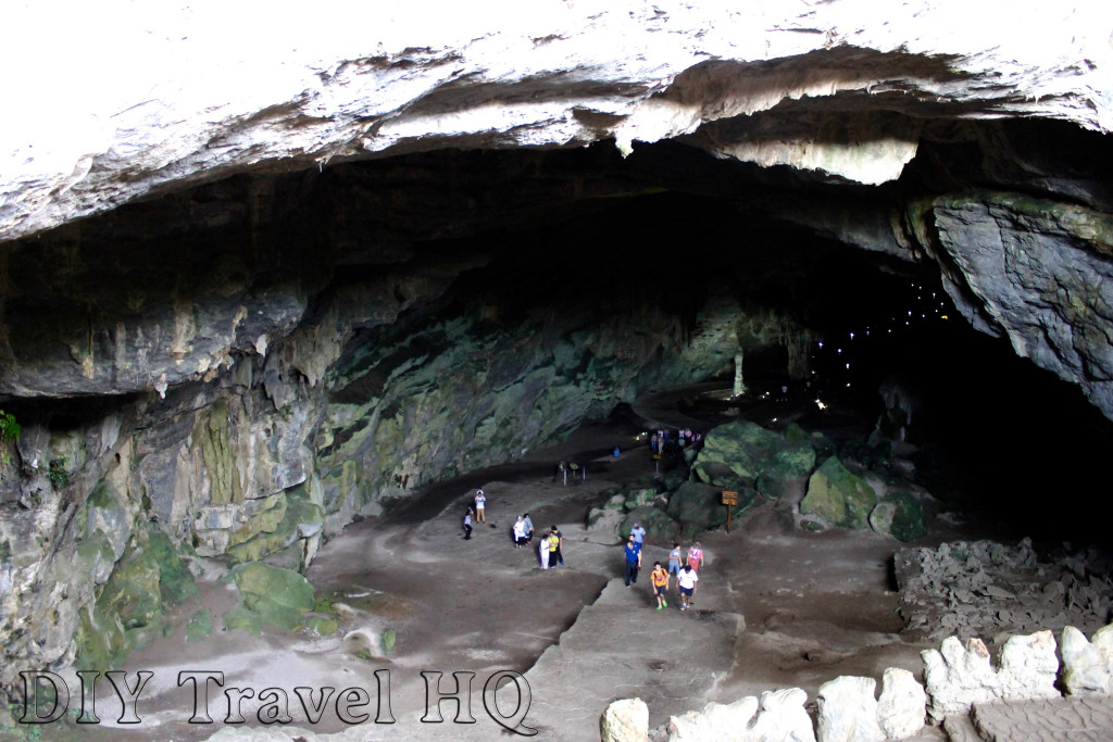 Cacahuamilpa cave entrance