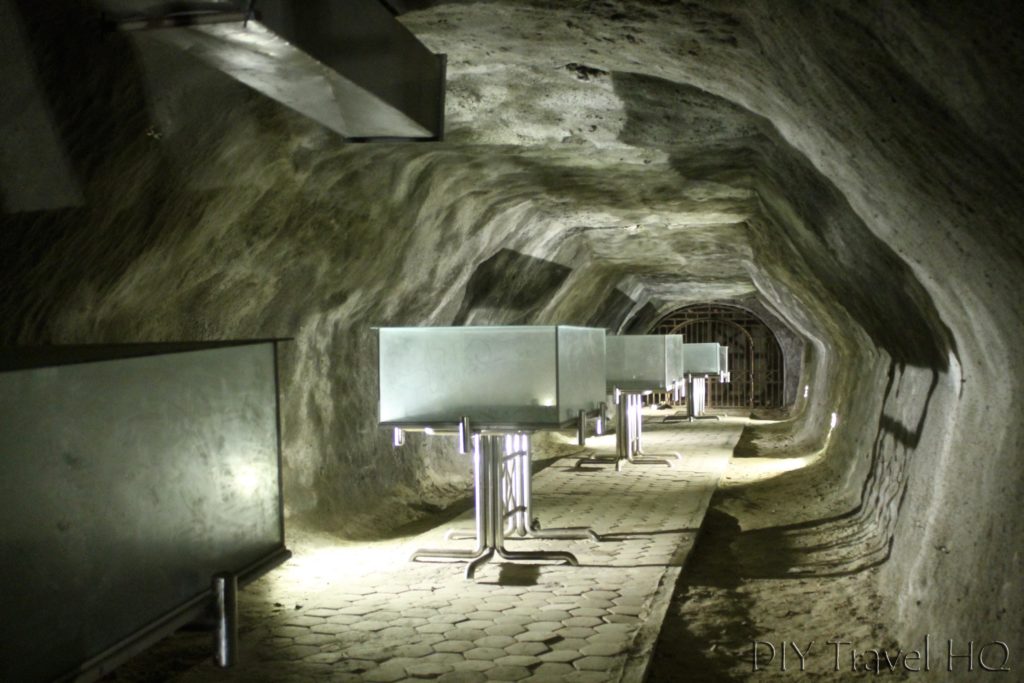 Secret Rooms Inside Japanese Caves Bukittinggi
