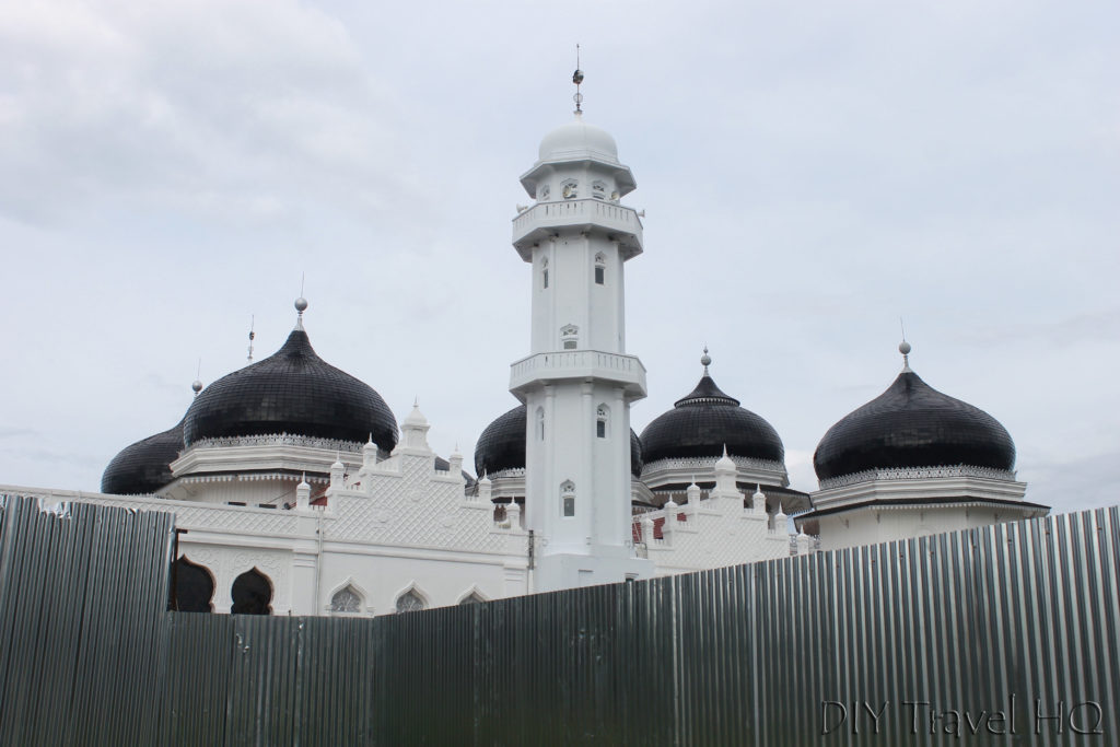 Outside view Baiturrahman Grand Mosque