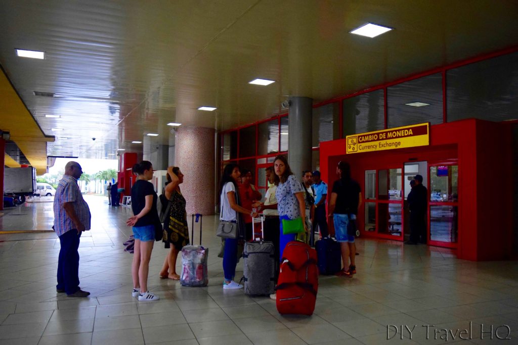 Cuba's Dual Currency Airport CADECA