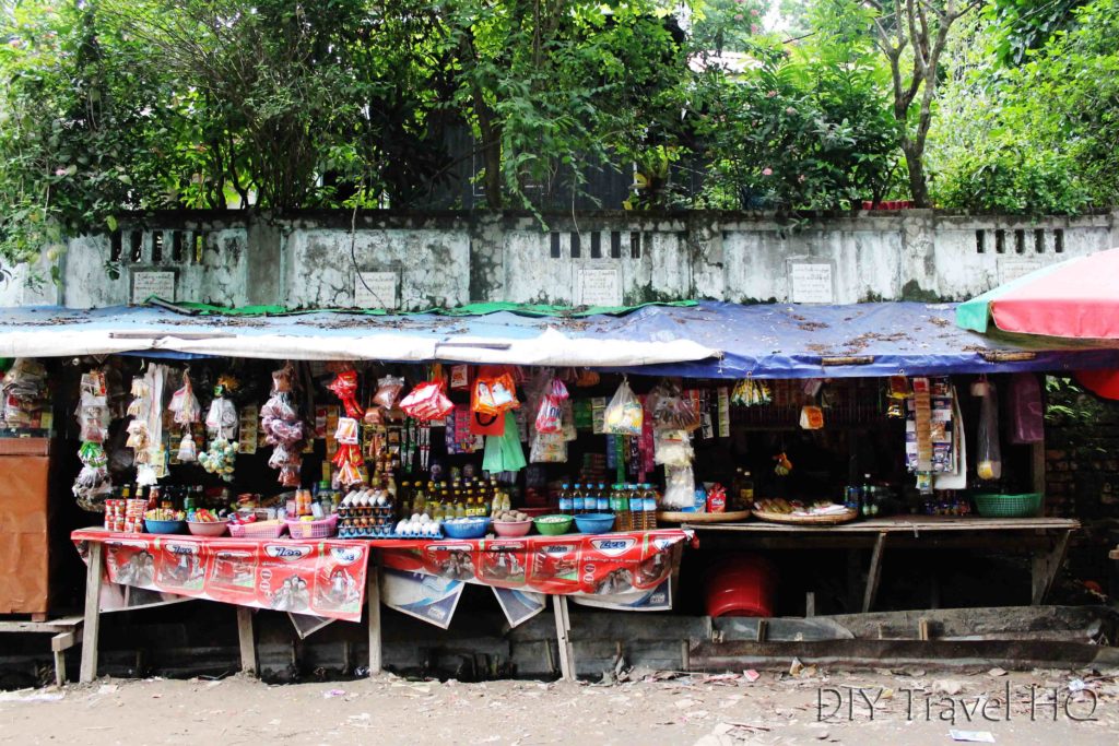 Street stalls in Yangon