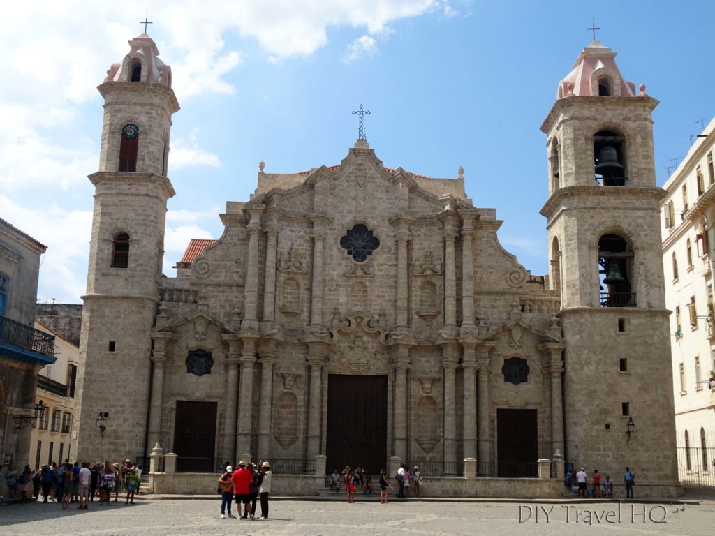 Old Havana Plaza de la Catedral Catedral de San Cristobal de la Habana