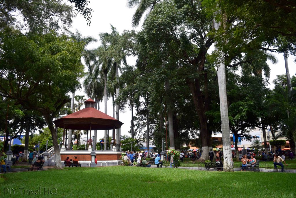 Ahuachapan Parque General Francisco Menendez