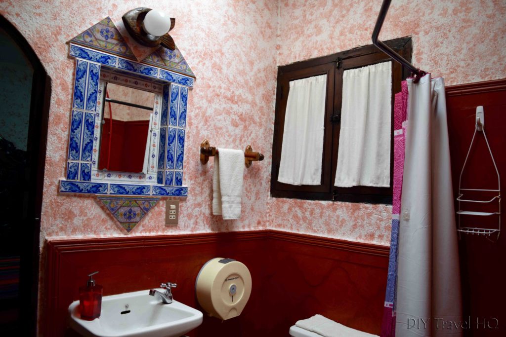 Posada Belen Museo Inn Bathroom