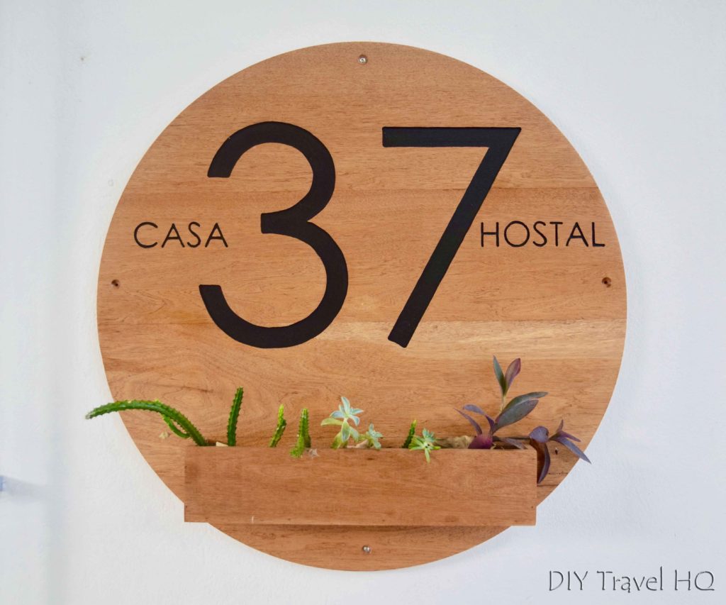 Casa 37 Hostal Logo