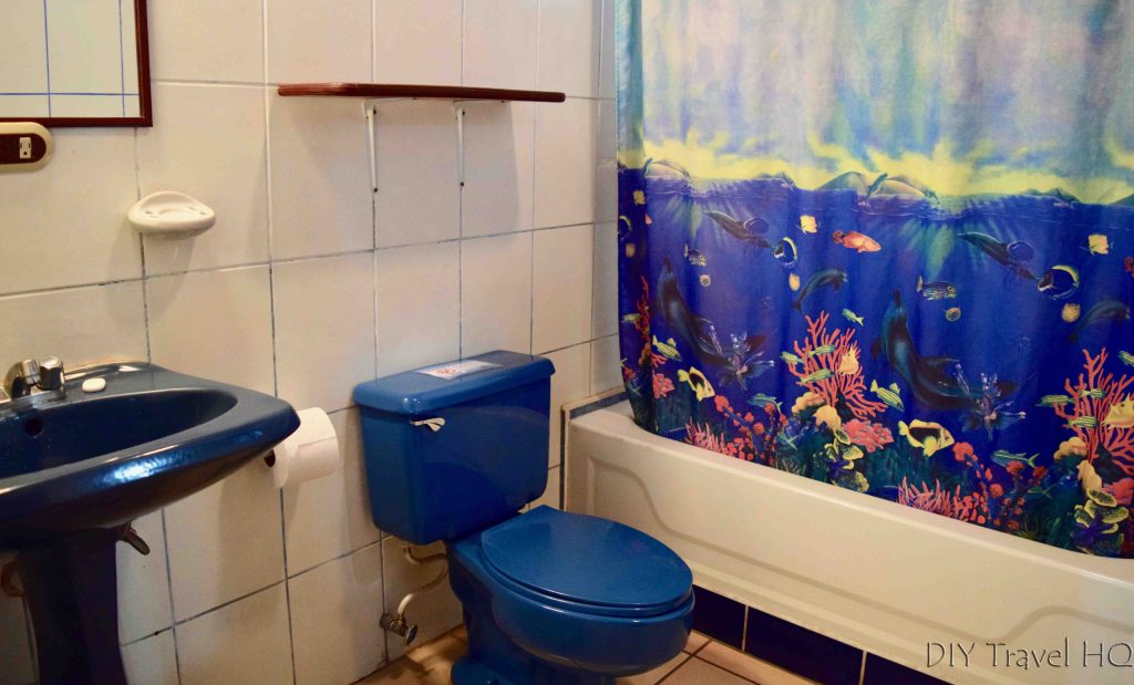 Bathroom Hotel Mono Azul