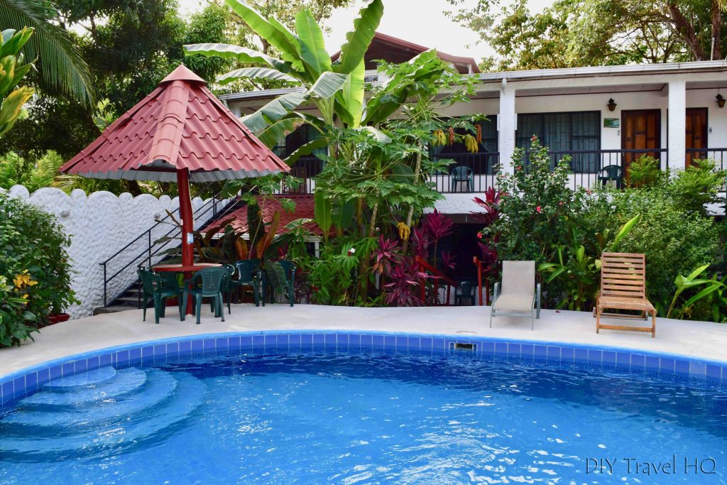 Pool Hotel Mono Azul