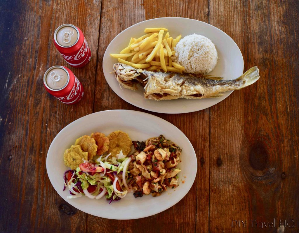 Lunch on Icodub Island in San Blas