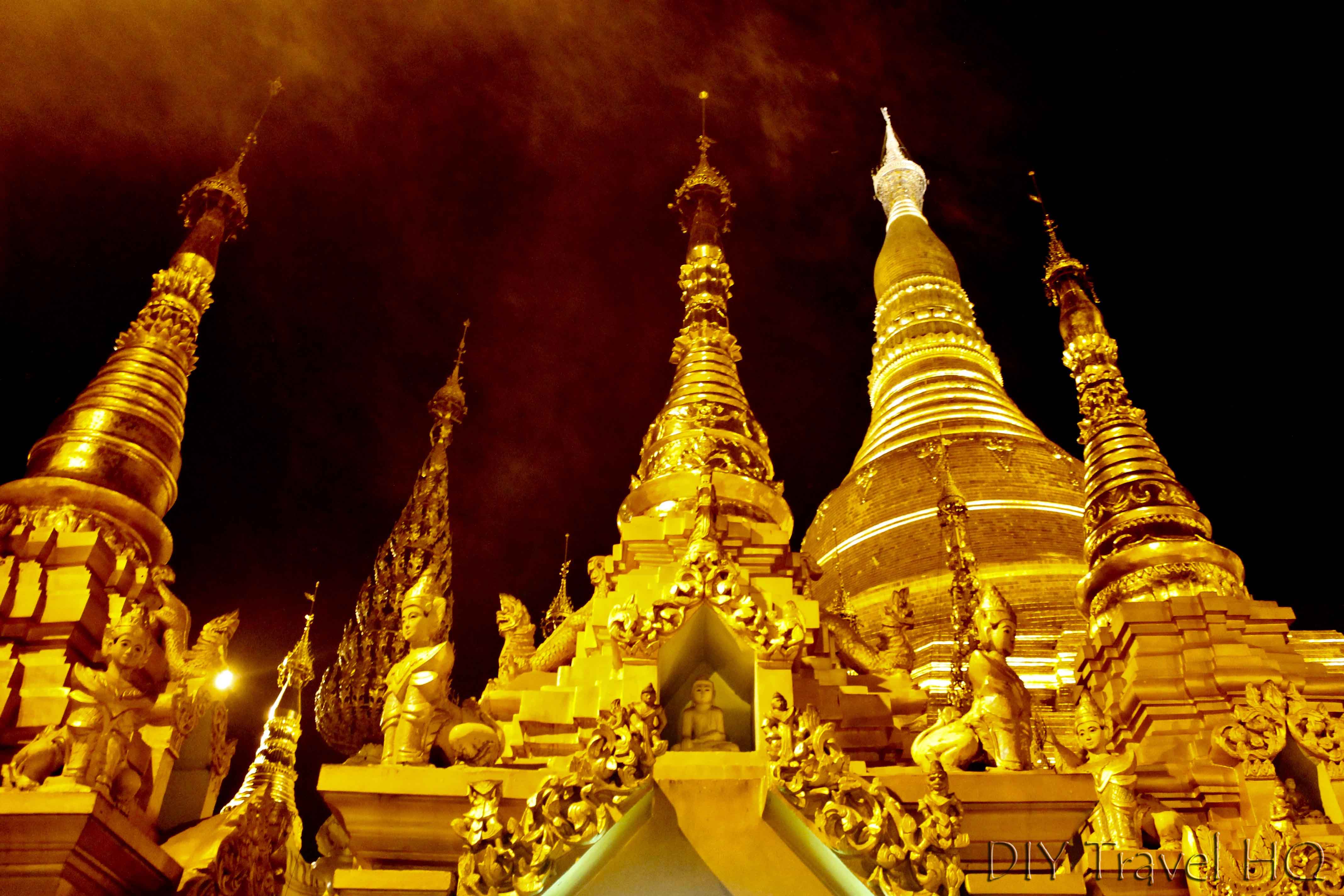 Gold stupas in Shwedagon